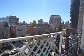 View from property - Hotel La Residence du Voyageur (Montreal)
