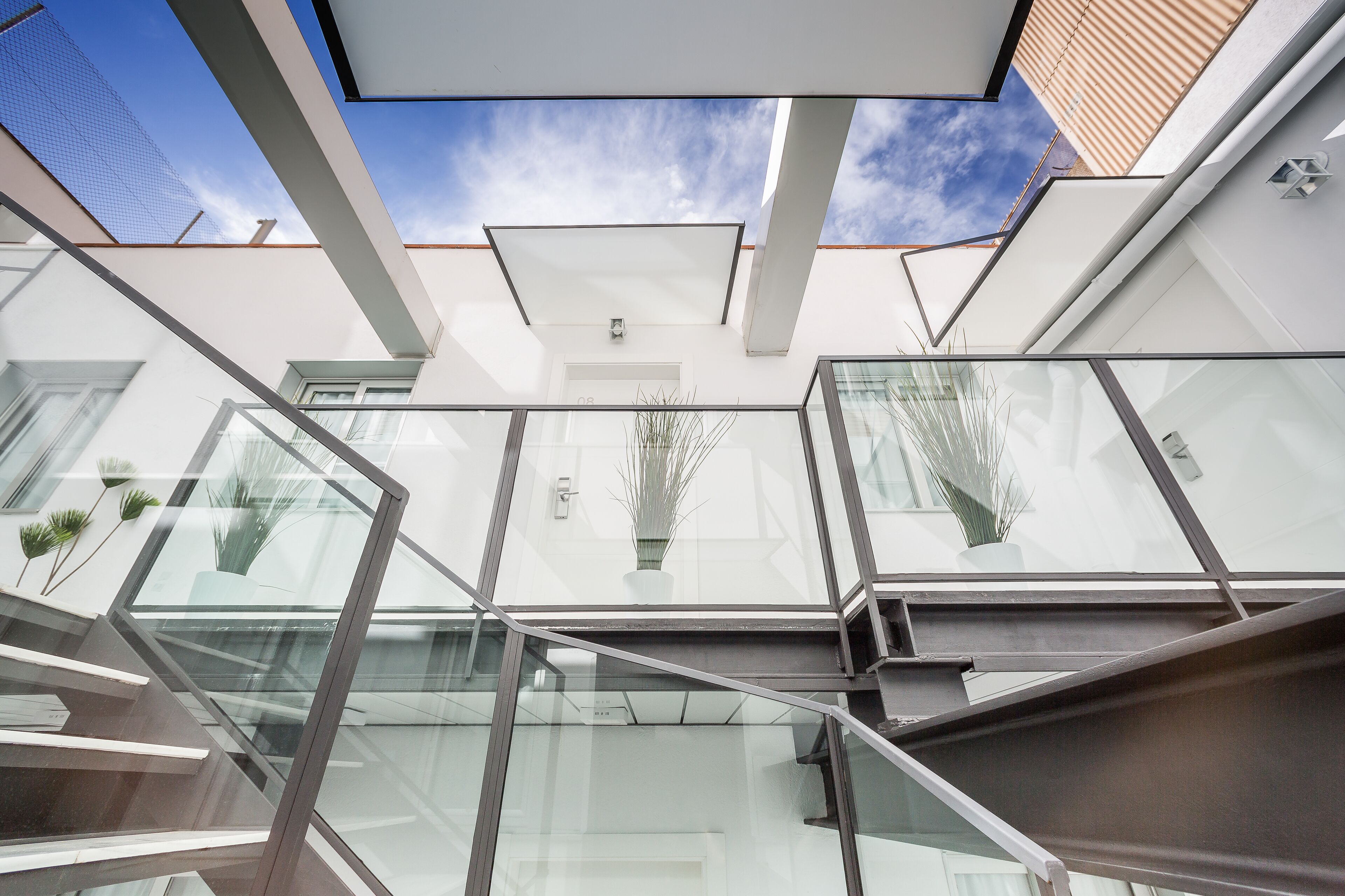 single room | courtyard view