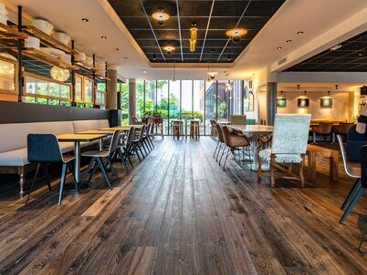 诺富特莱姆中央套房酒店