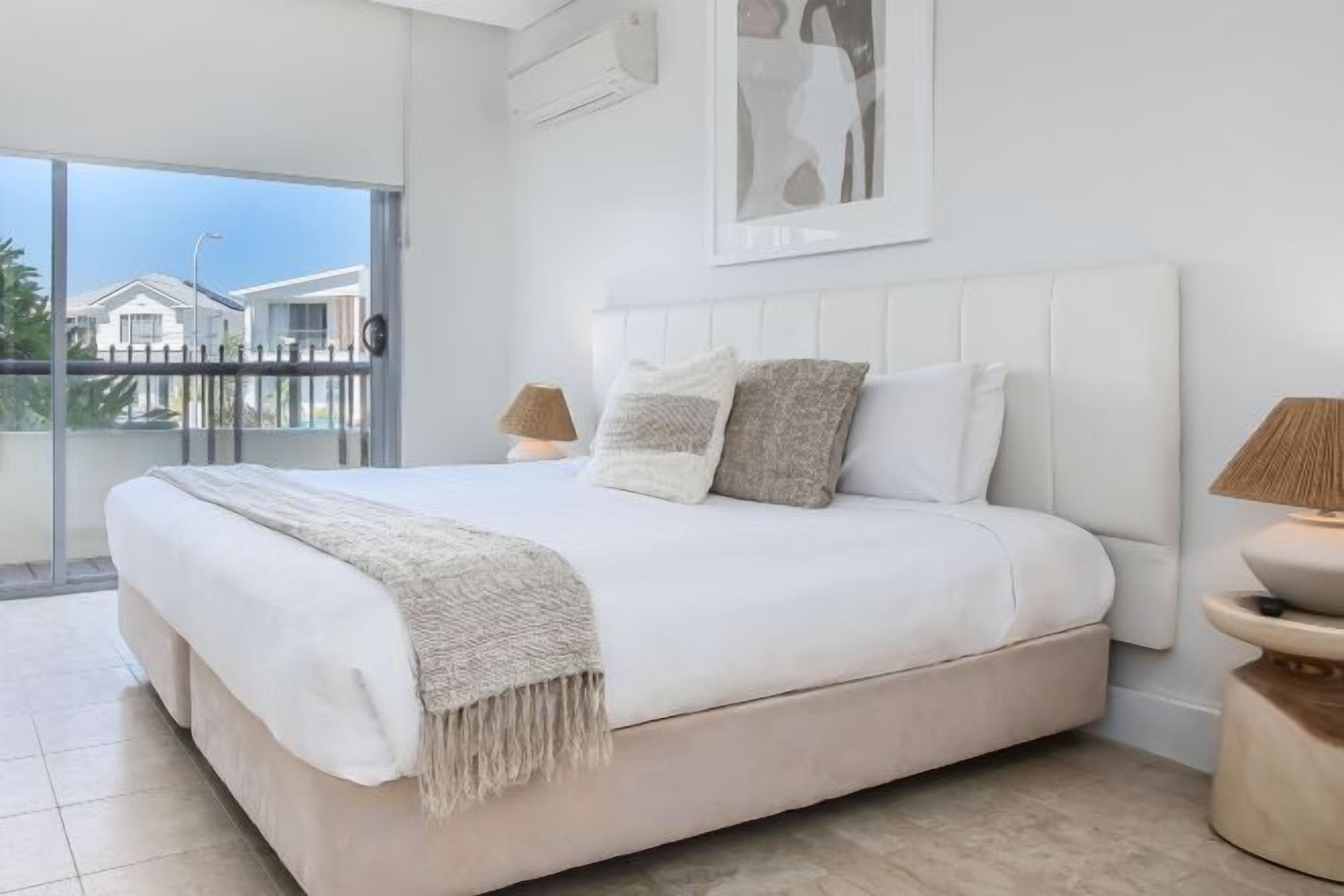 객실 내 금고, 다리미/다리미판, 유아용 침대, WiFi