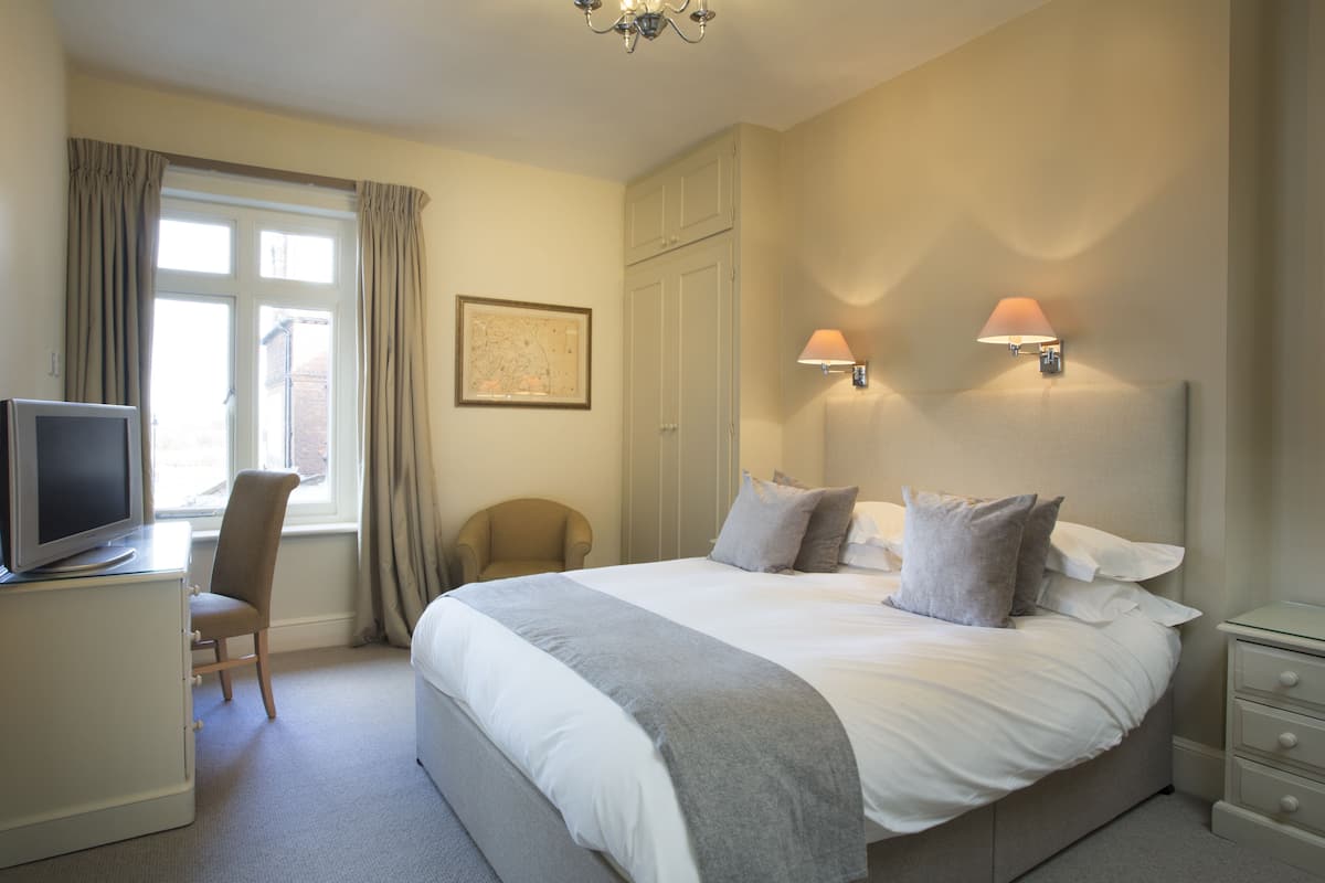 Standard Double Room, 1 Double Bed | Individually decorated, individually furnished, free WiFi, bed sheets