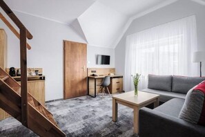 Superior Room, 1 Queen Bed with Sofa bed