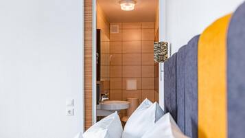 Desk, iron/ironing board, rollaway beds, free WiFi