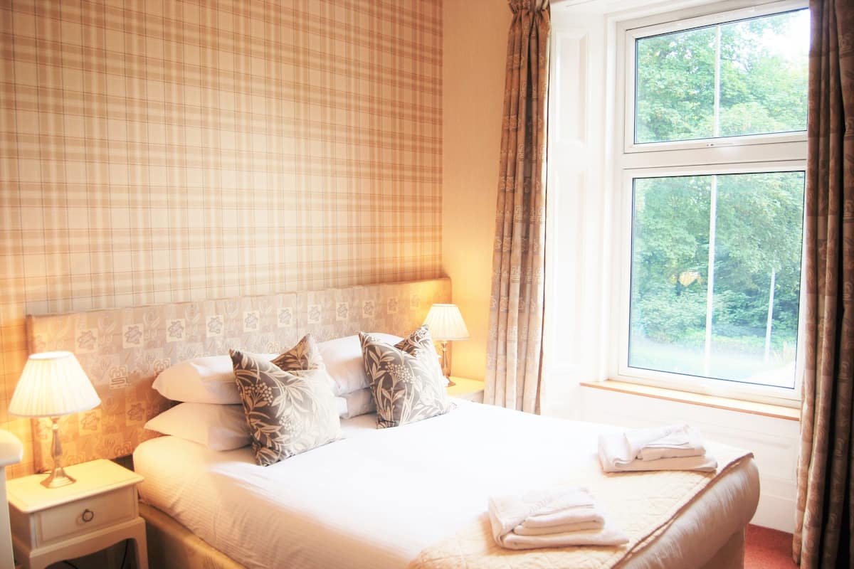 Family Quadruple Room, 2 Bedrooms, Sea View | Desk, rollaway beds (surcharge), WiFi (free), bed sheets