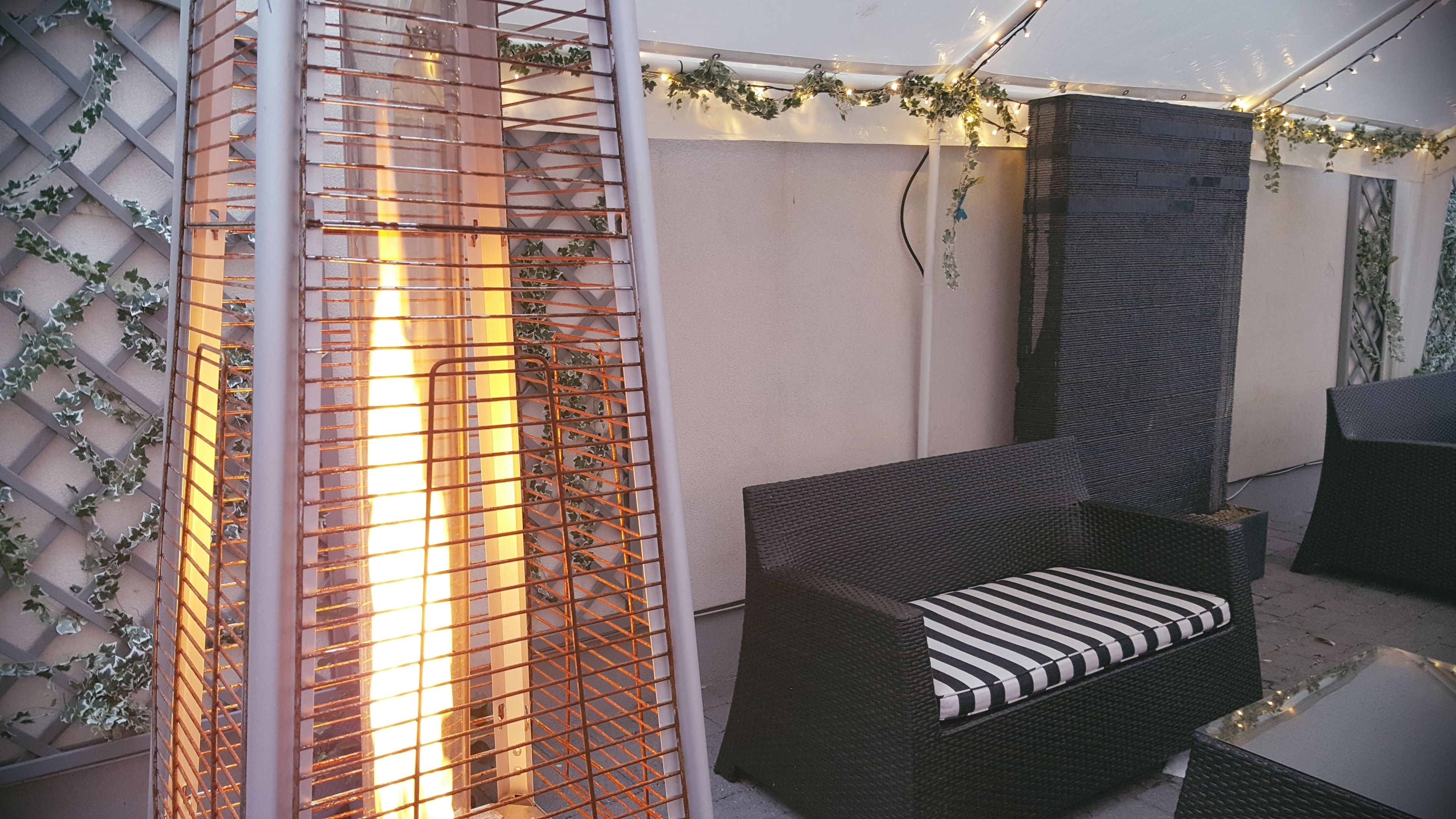 breakfast and dinner served