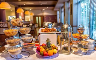 Desayuno completo todos los días (con cargo)