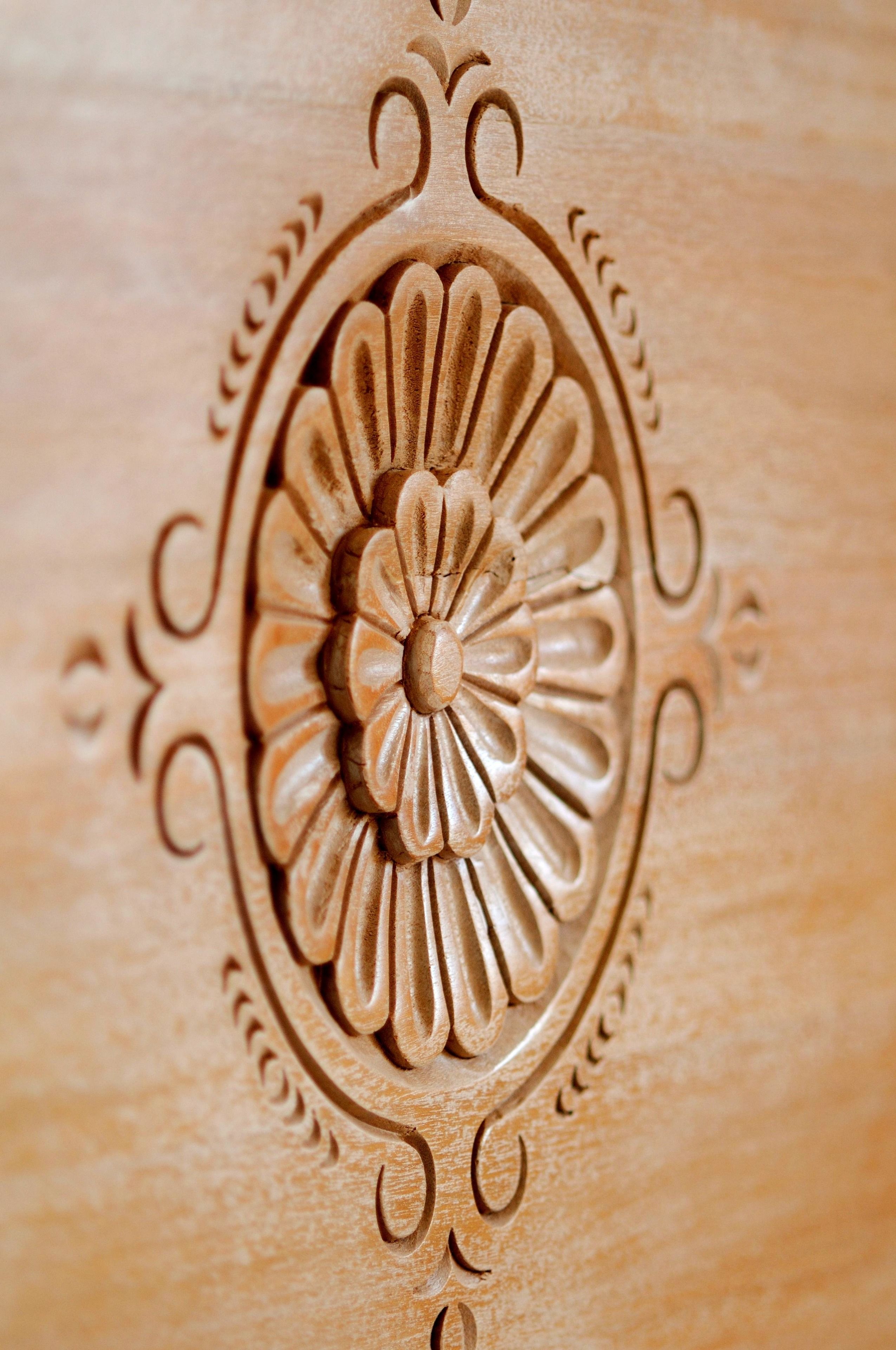 select comfort beds, minibar, in-room safe, desk