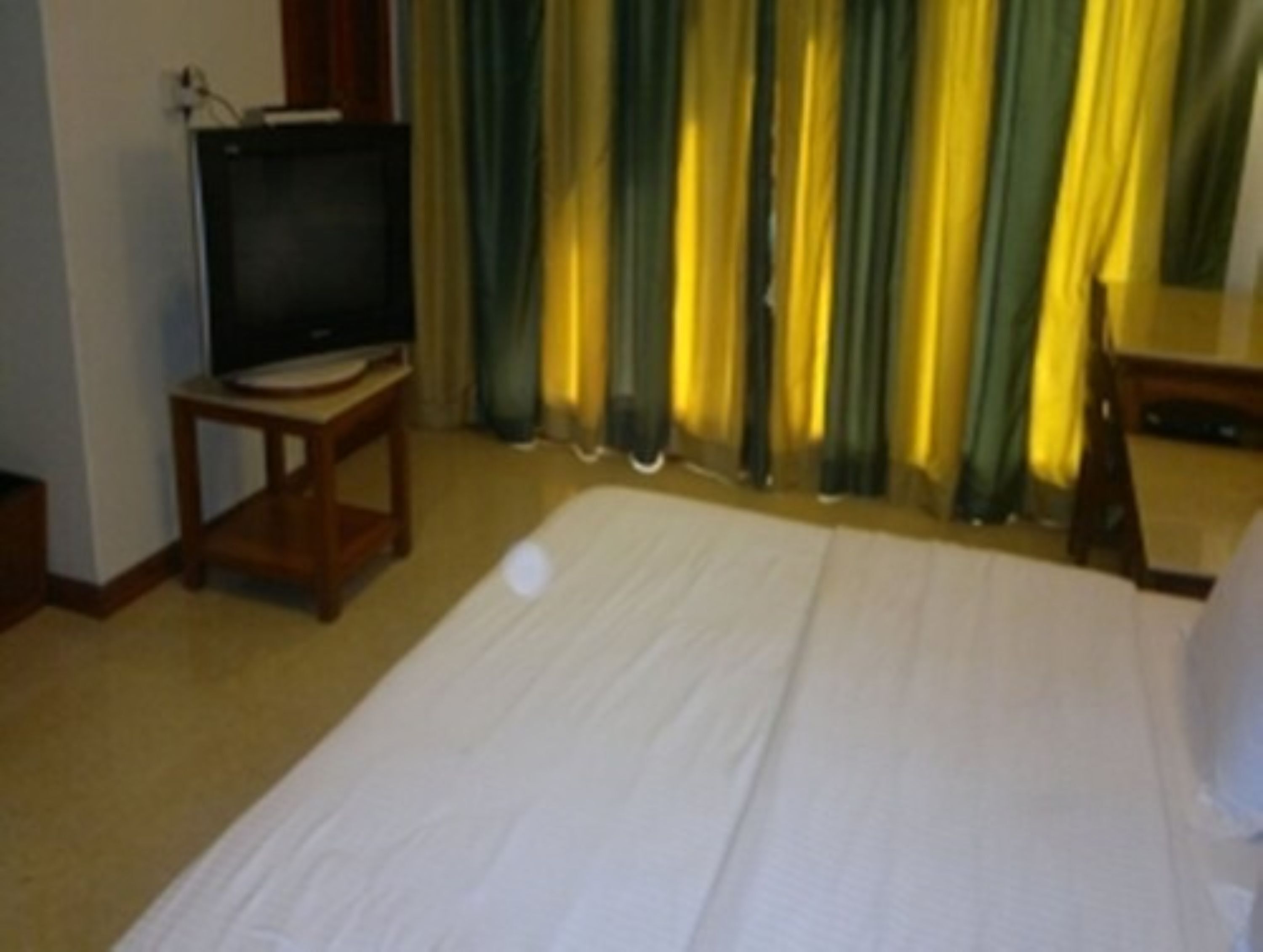 select comfort beds, in-room safe, individually decorated