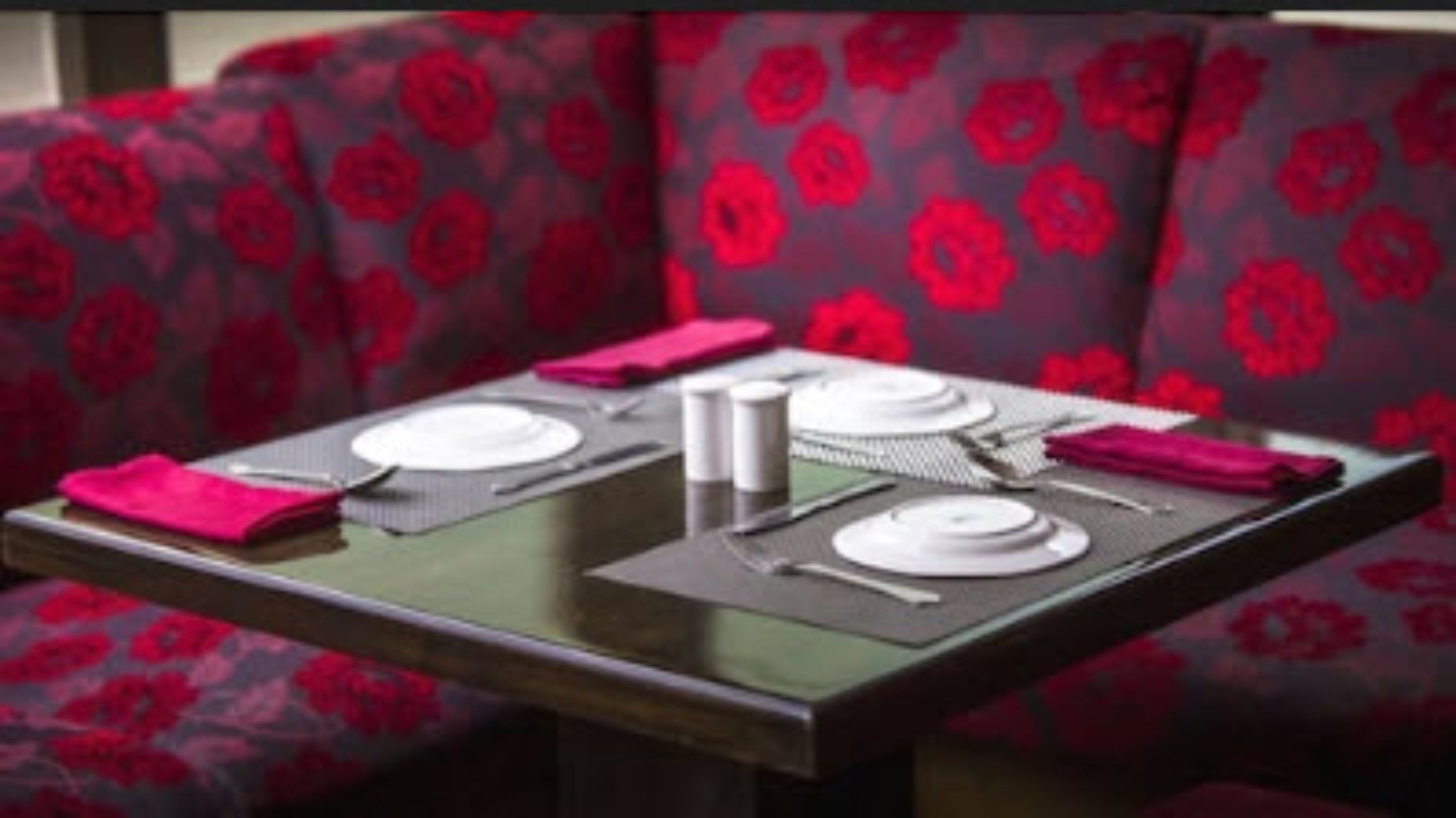 breakfast, lunch, dinner served; garden views