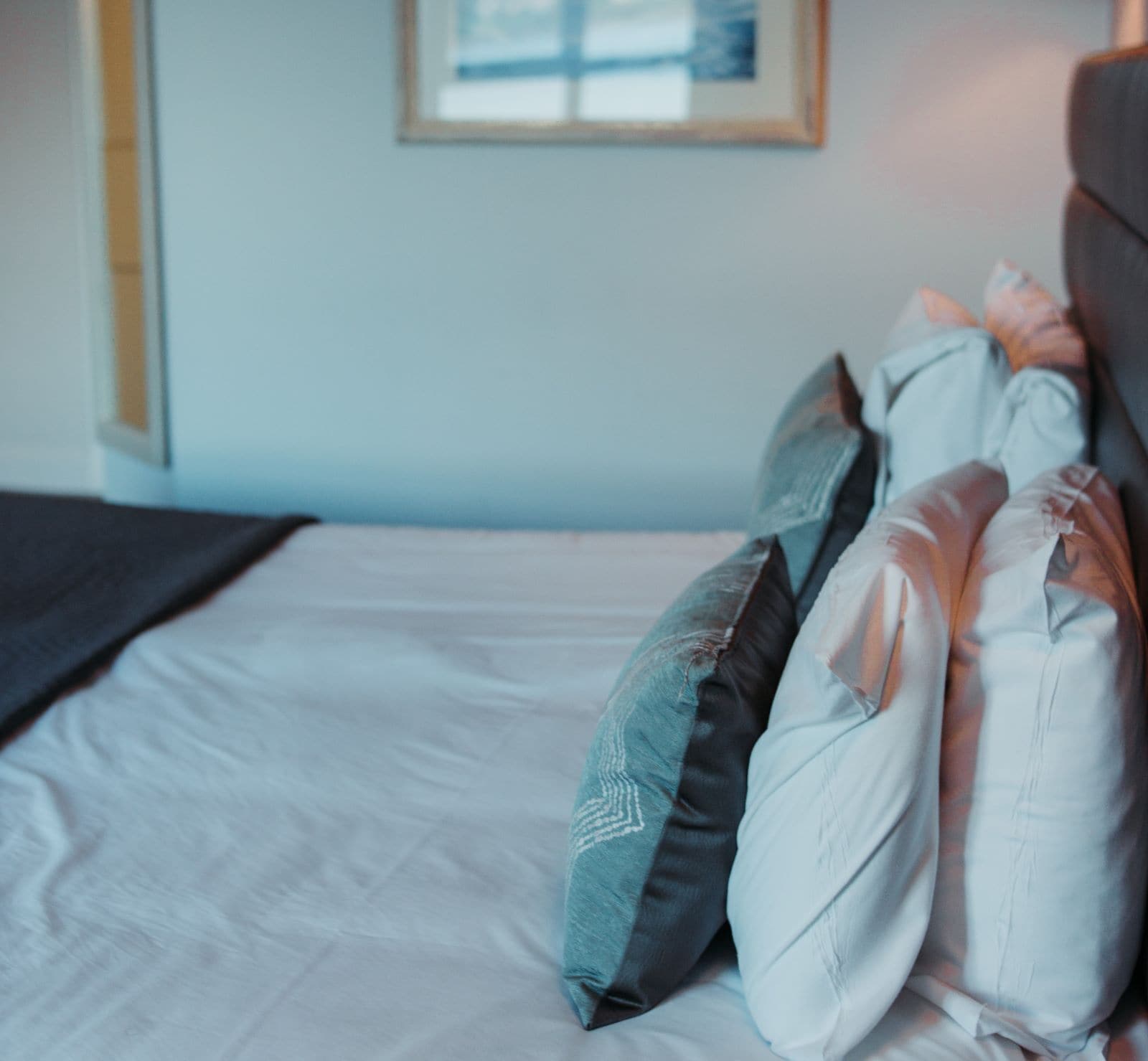 double room, bay view | individually furnished, desk, laptop workspace, iron/ironing board