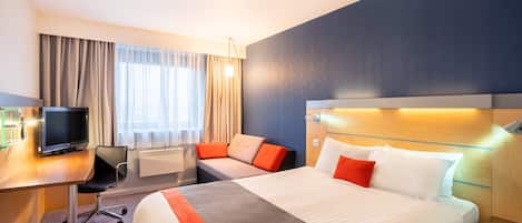 Room, 1 Double Bed with Sofa bed | In-room safe, desk, iron/ironing board, free WiFi