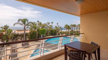 Panoramic Studio, Balcony, Sea View | Balcony
