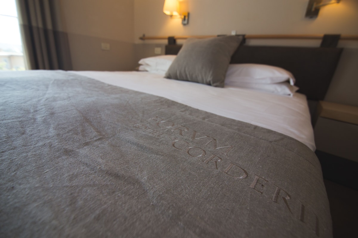 hypo-allergenic bedding, minibar, in-room safe, desk