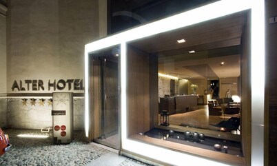 Alter Hotel