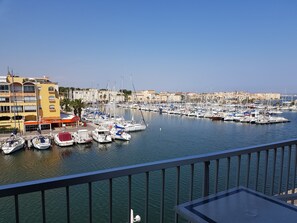 Balcony view - Hotel Port Beach (Gruissan)