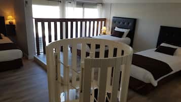 Coffres-forts dans les chambres, bureau, Wi-Fi gratuit, draps fournis