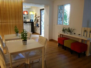 로비 좌석 공간