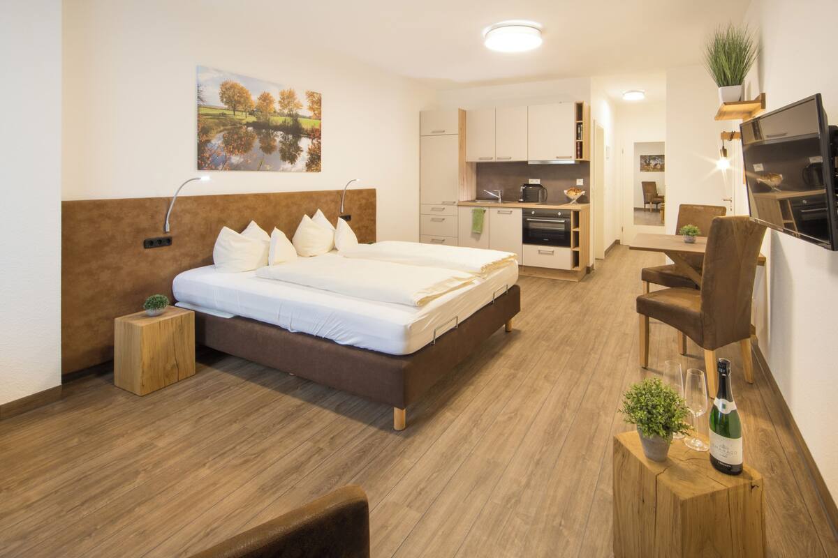 Classic Studio, Kitchen | In-room safe, desk, soundproofing, iron/ironing board (on request)