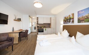 Luxury Studio | In-room dining