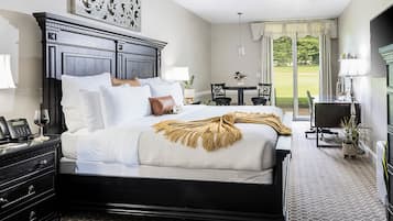 Room, 1 King Bed, Golf View | Egyptian cotton sheets, premium bedding, pillowtop beds