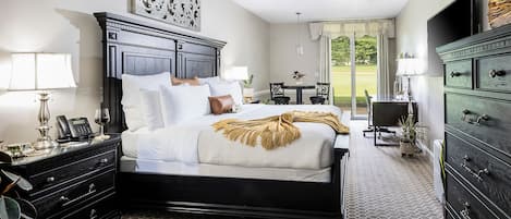 Room, 1 King Bed, Golf View | Egyptian cotton sheets, premium bedding, pillowtop beds