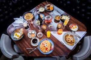 Daily full breakfast for a fee