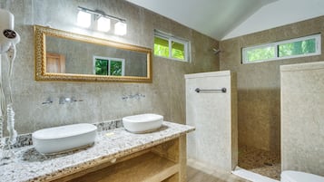 Cabana | Bathroom | Free toiletries, hair dryer, towels, soap