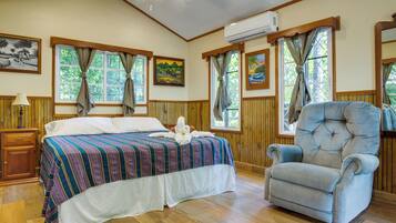 Cabana | Bộ đồ giường cao cấp, nệm có lớp đệm bông, két bảo mật tại phòng