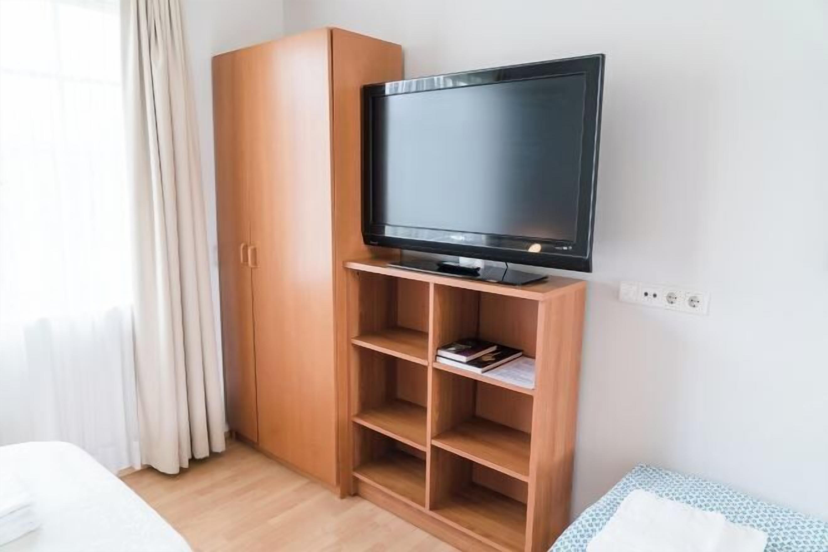 Desk, soundproofing, iron/ironing board, rollaway beds