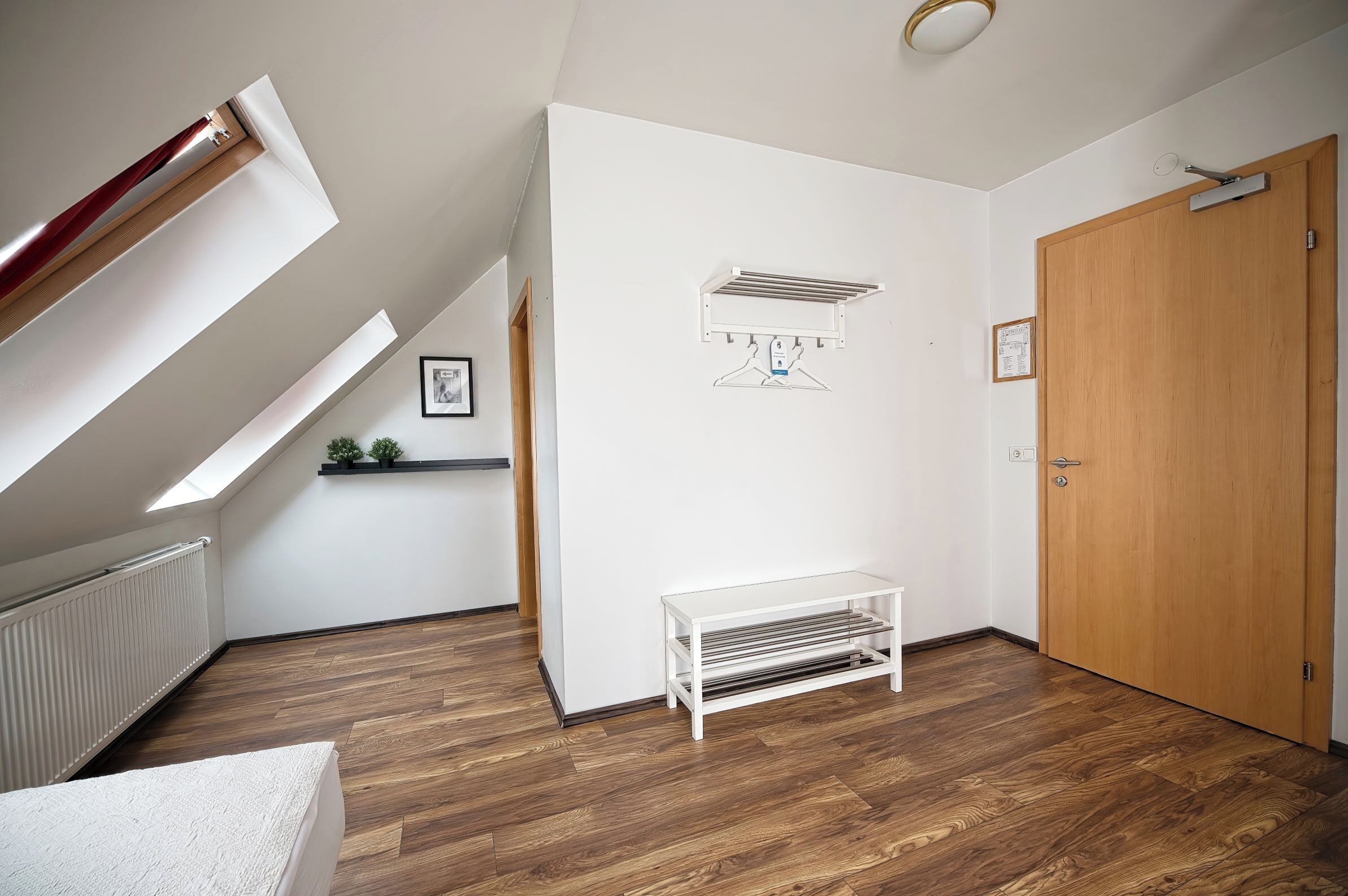 panoramic suite, 1 king bed, mountain view | desk, soundproofing, iron/ironing board, rollaway beds