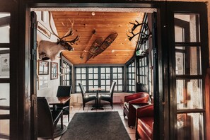 每日供應歐陸早餐 (每人 EUR18.70)