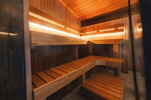 Couples treatment room(s), body treatments, aromatherapy