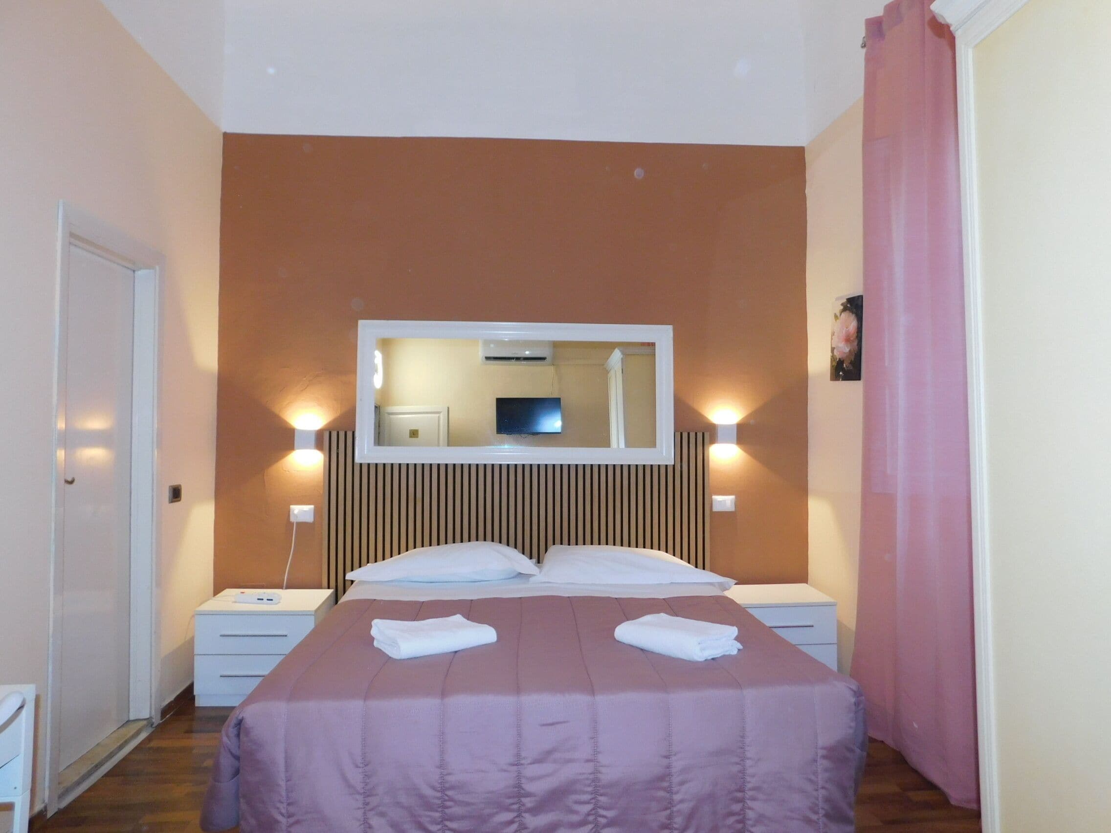 Minibar, in-room safe, desk, soundproofing