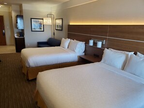 Premium bedding, down duvets, desk, blackout curtains