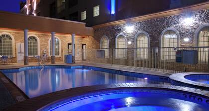 Holiday Inn Express & Suites Galveston West-Seawall