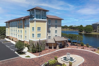 Hotel Indigo Jacksonville-Deerwood Park by IHG