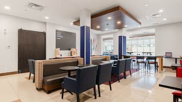 Desayuno buffet incluido todos los días