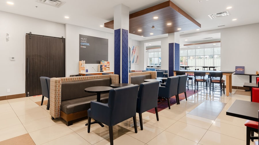 Holiday Inn Express Hotel & Suites Edmonton South by IHG