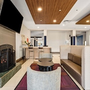 Holiday Inn Express Hotel & Suites Edmonton South by IHG