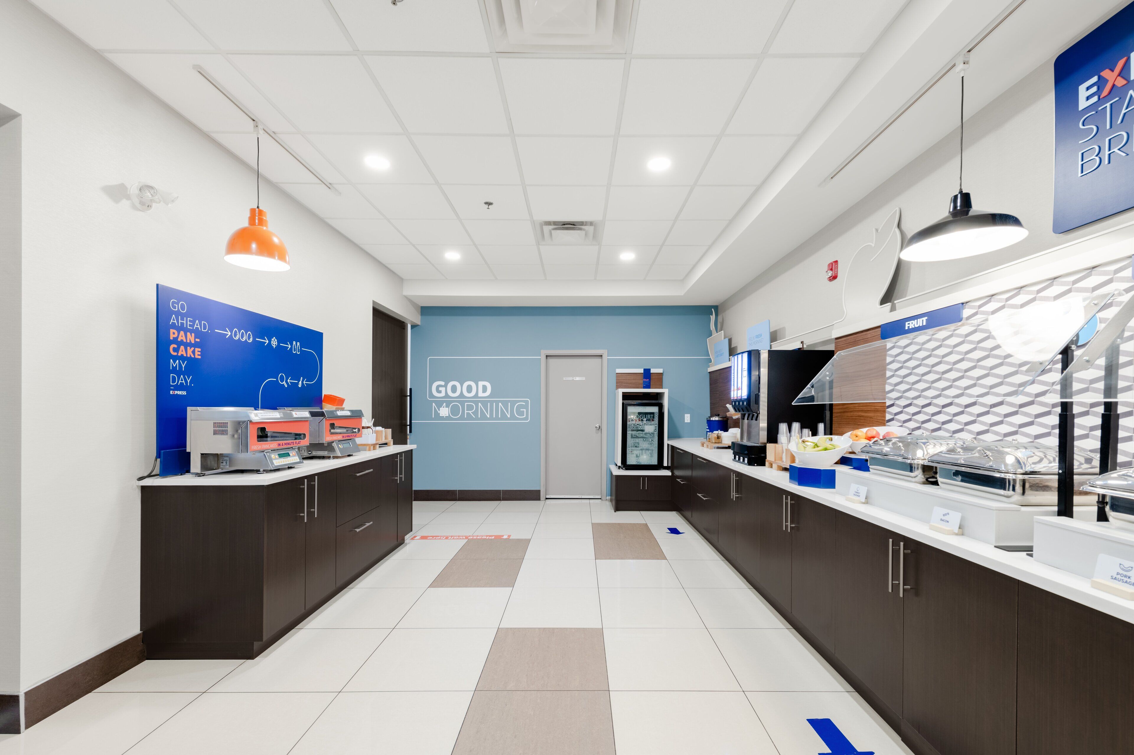 Bao gồm bữa sáng buffet hàng ngày 