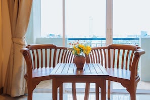 Deluxe Double Room | 1 bedroom, desk, blackout drapes, free WiFi