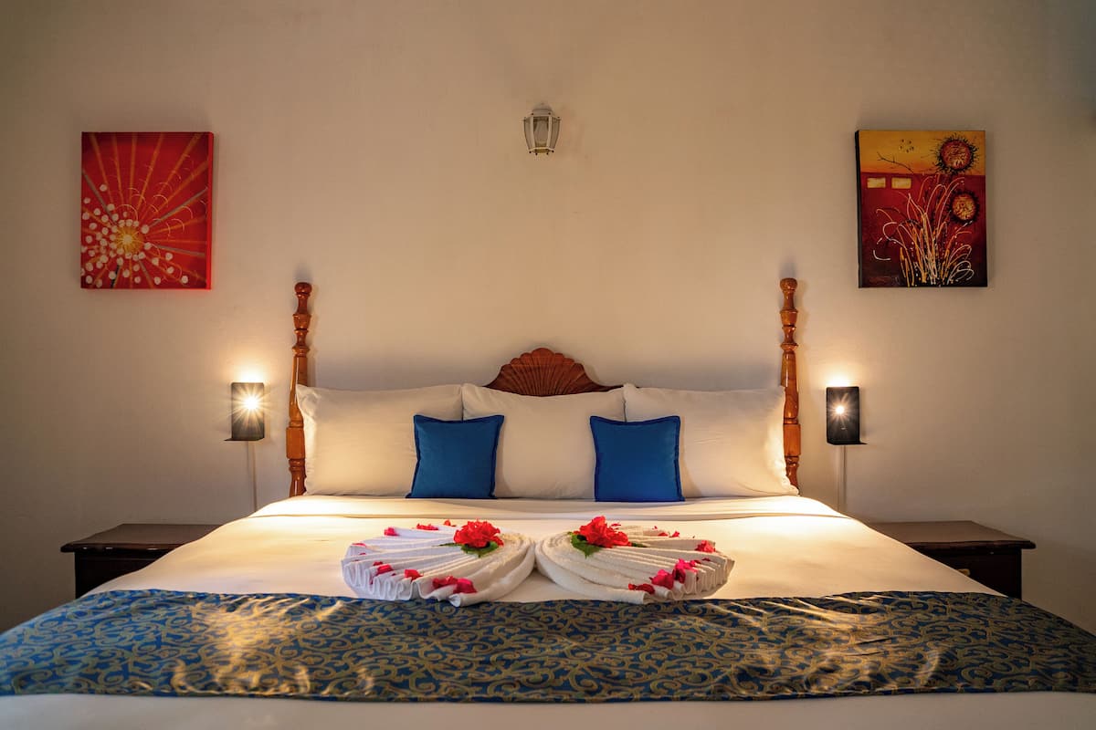 Executive Suite, 1 Bedroom, Ocean View | 1 bedroom, premium bedding, in-room safe, desk