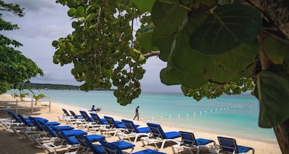 Merrils Beach Resort II