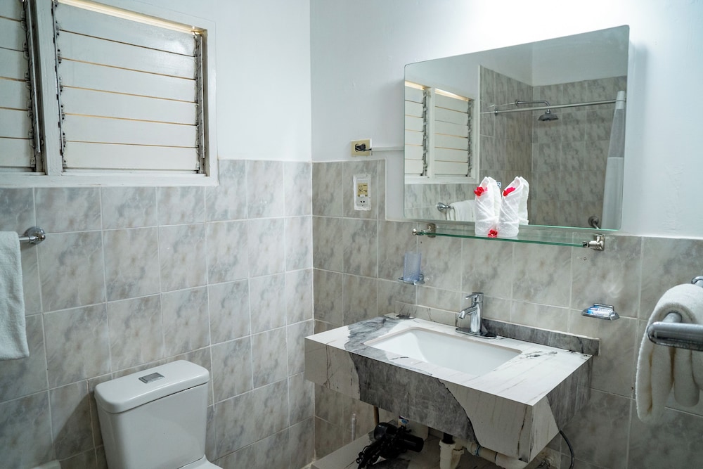 Merrils Beach Resorts - All Inclusive by null