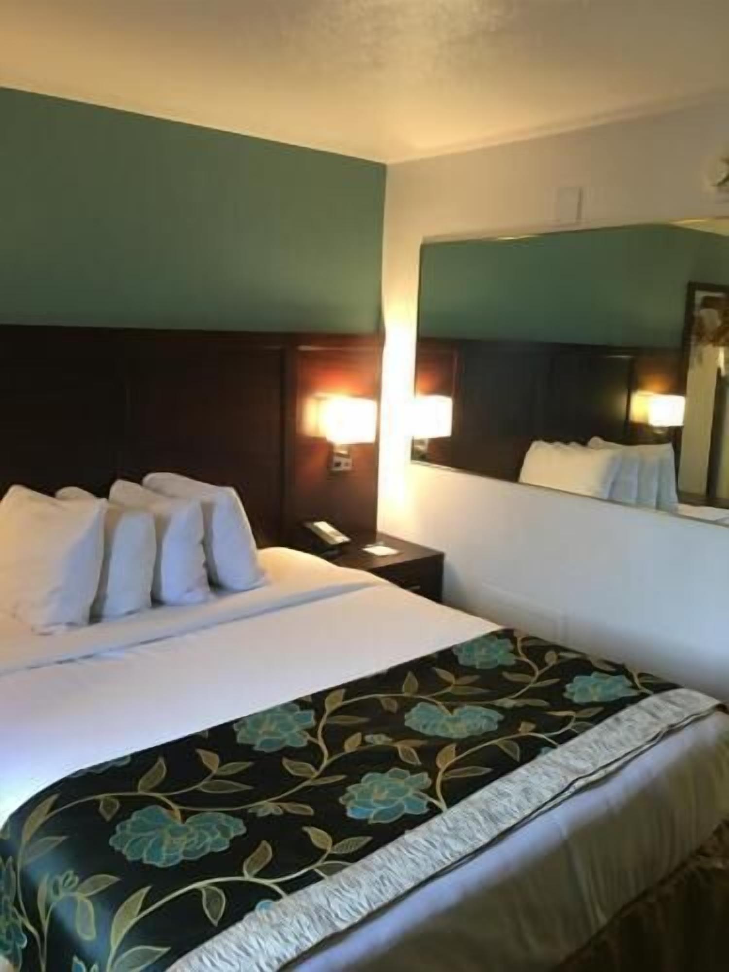 Pillowtop beds, desk, iron/ironing board, rollaway beds