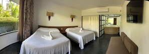 Standard Room, 2 Double Beds | Free WiFi, bed sheets