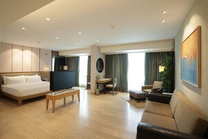 Suíte executiva, 1 cama King | 1 quarto, roupas de cama premium, camas com colchões pillow-top