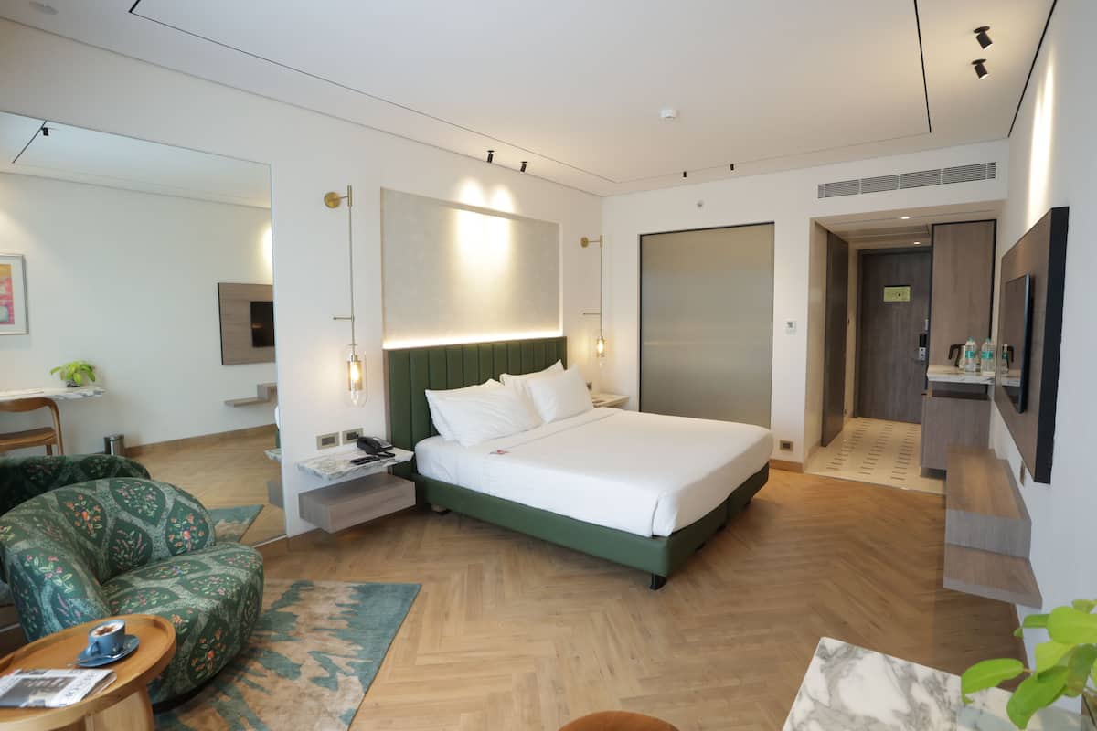 1 bedroom, premium bedding, pillowtop beds, minibar