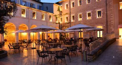 Hotellerie Notre Dame de Lumieres