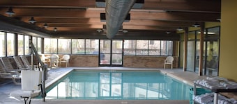 Comfort Inn and Suites Near Lake Guntersville
